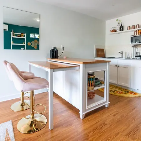 Artsy, Private Gem Near Iconic South Congress Apartment Austin Exterior photo